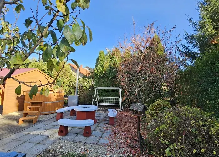 Tatil Evi Banyasz Vendeghaz Csokvaomany